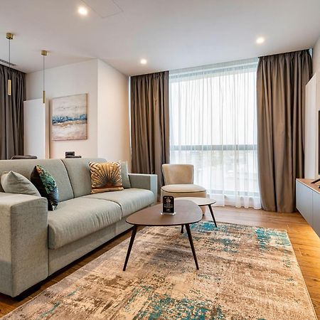 Novos Aparthotel Bucureşti Ngoại thất bức ảnh