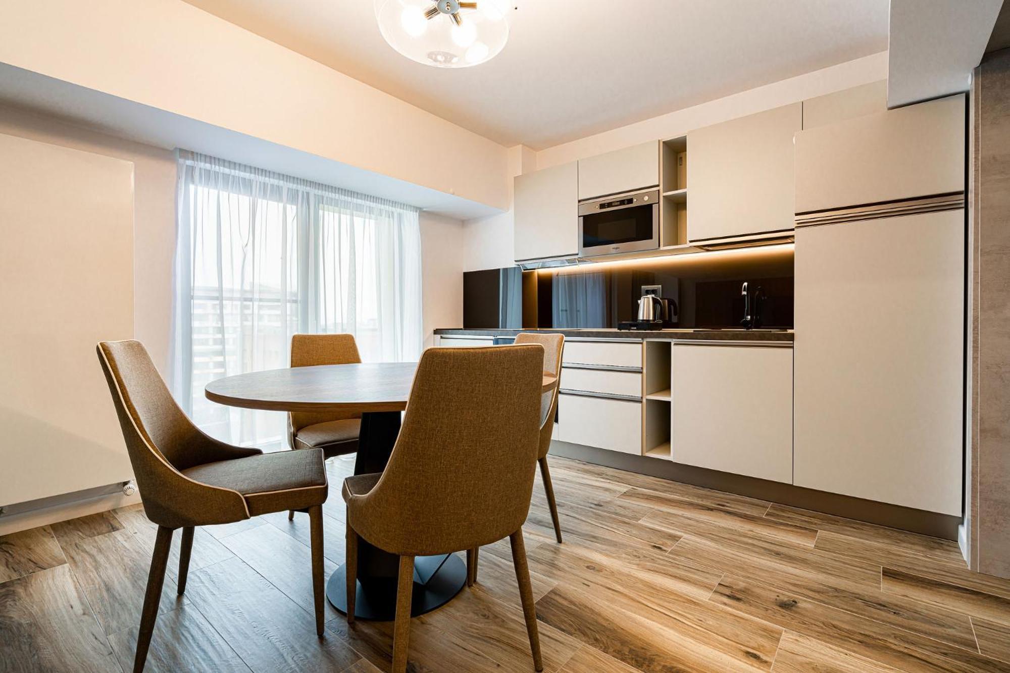 Novos Aparthotel Bucureşti Ngoại thất bức ảnh