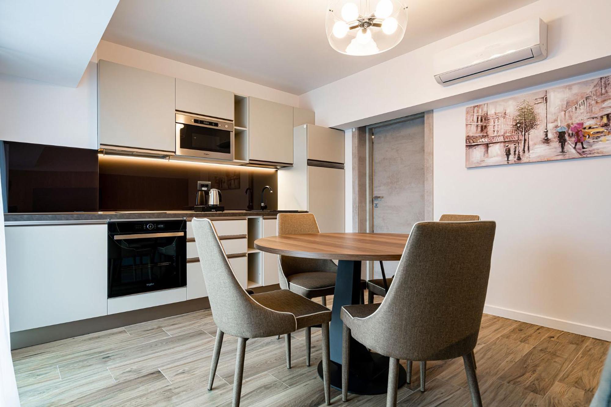 Novos Aparthotel Bucureşti Ngoại thất bức ảnh