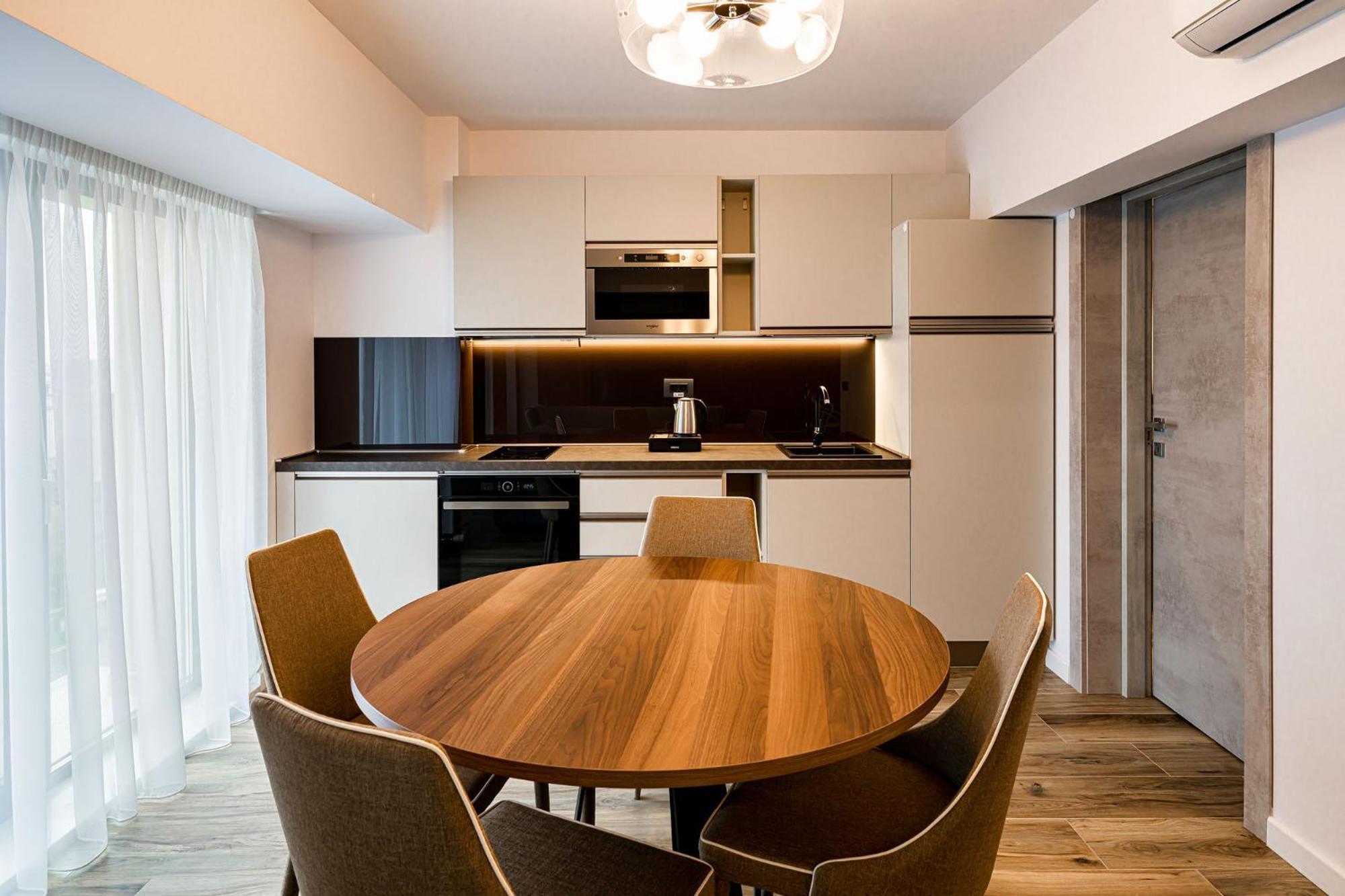Novos Aparthotel Bucureşti Ngoại thất bức ảnh